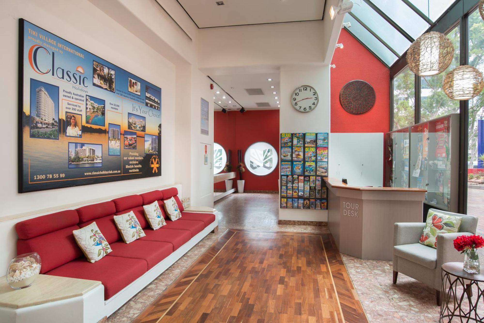 Tiki Hotel Apartments Surfers Paradise 골드코스트 외부 사진